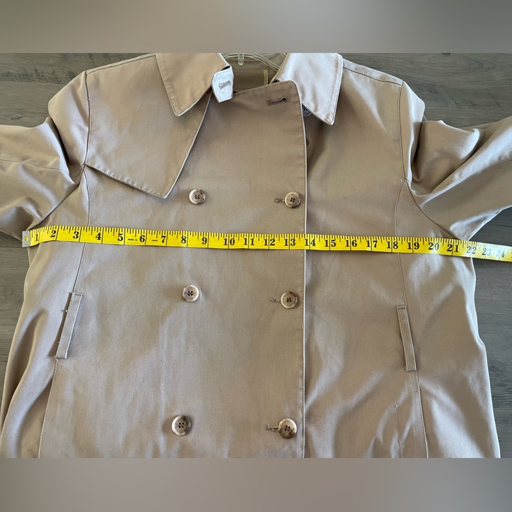 VINTAGE London Fog by Wamsutta womens tan trench coat size 12 petite - Picture 8 of 8